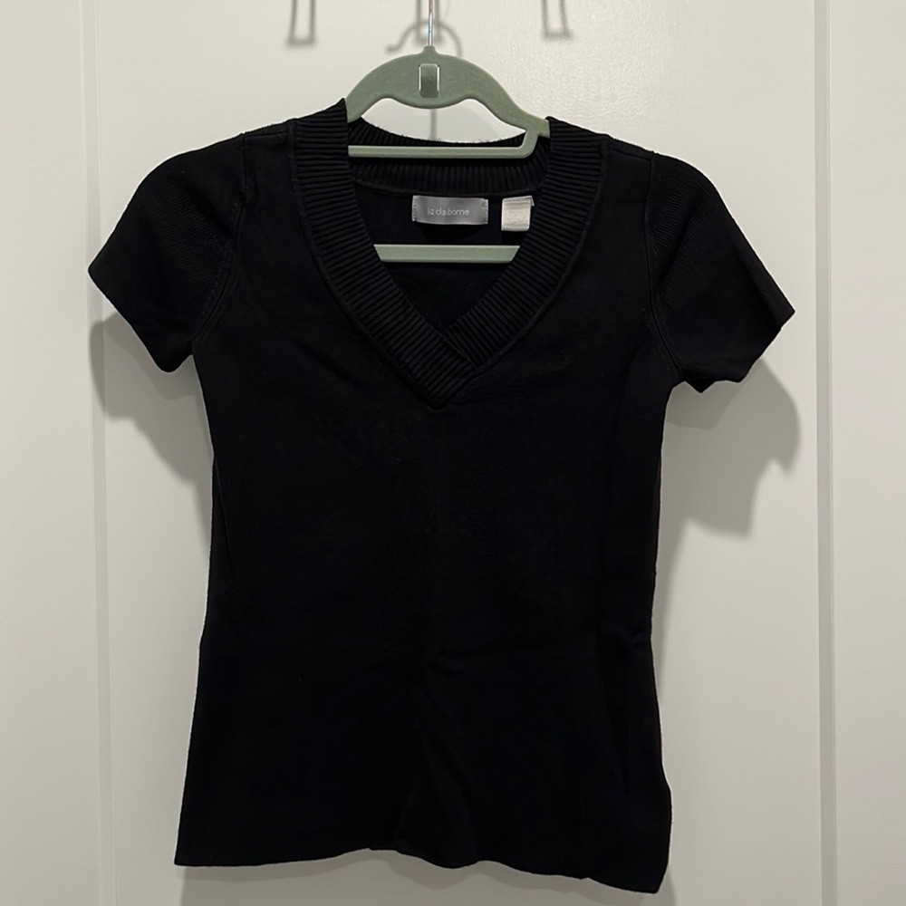 Liz Claiborne Short Sleeve Black Sweater Size P